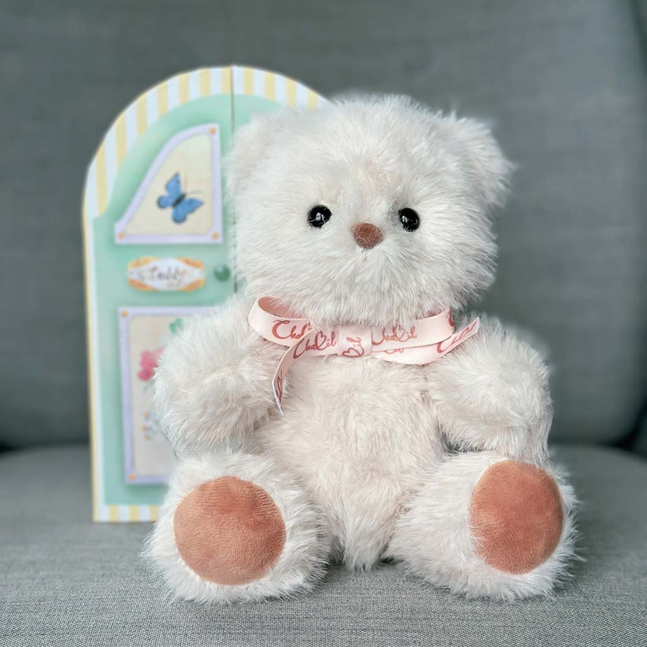 Teddy will be the perfect Christmas present, arriving in late November or early December. Don’t miss the chance to bring home this delightful companion crafter by ChaBil.